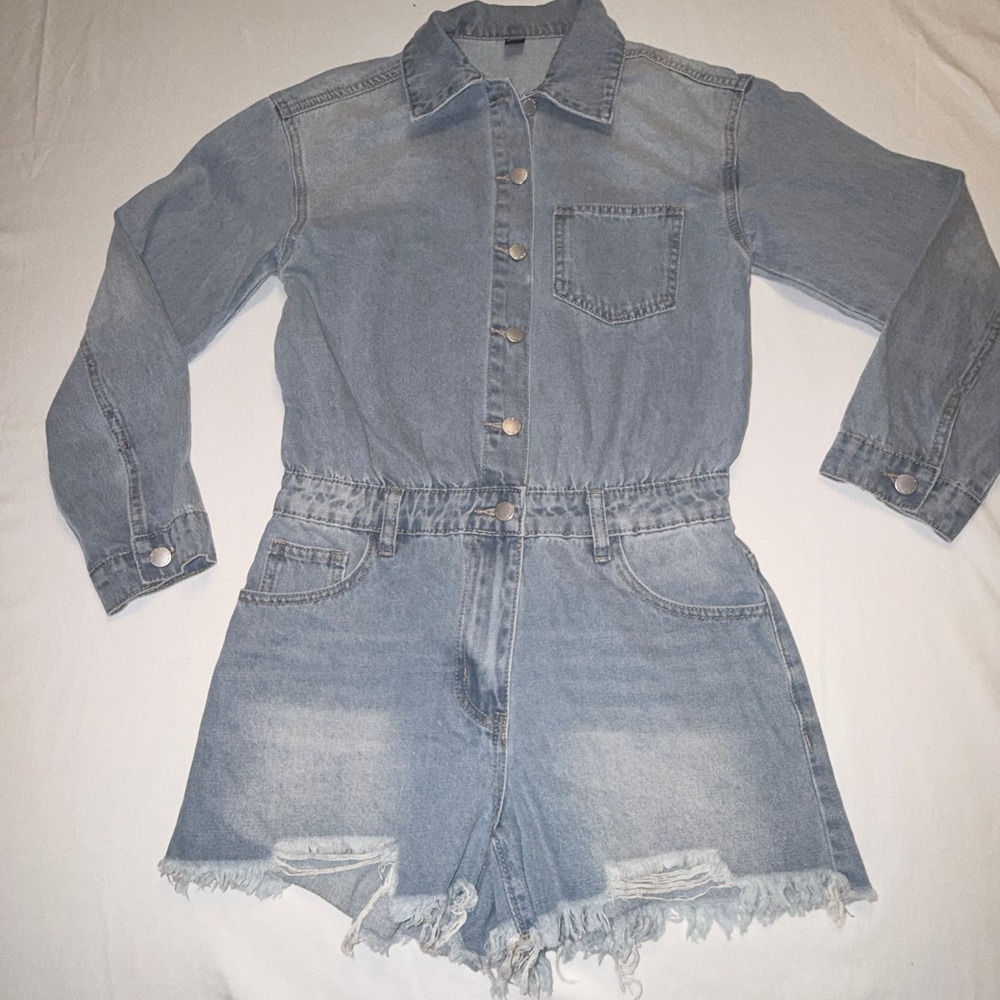 SHEIN‎ Denim Romper Women XS Light Blue Excellent Distressed Raw Hem Long Sleeve